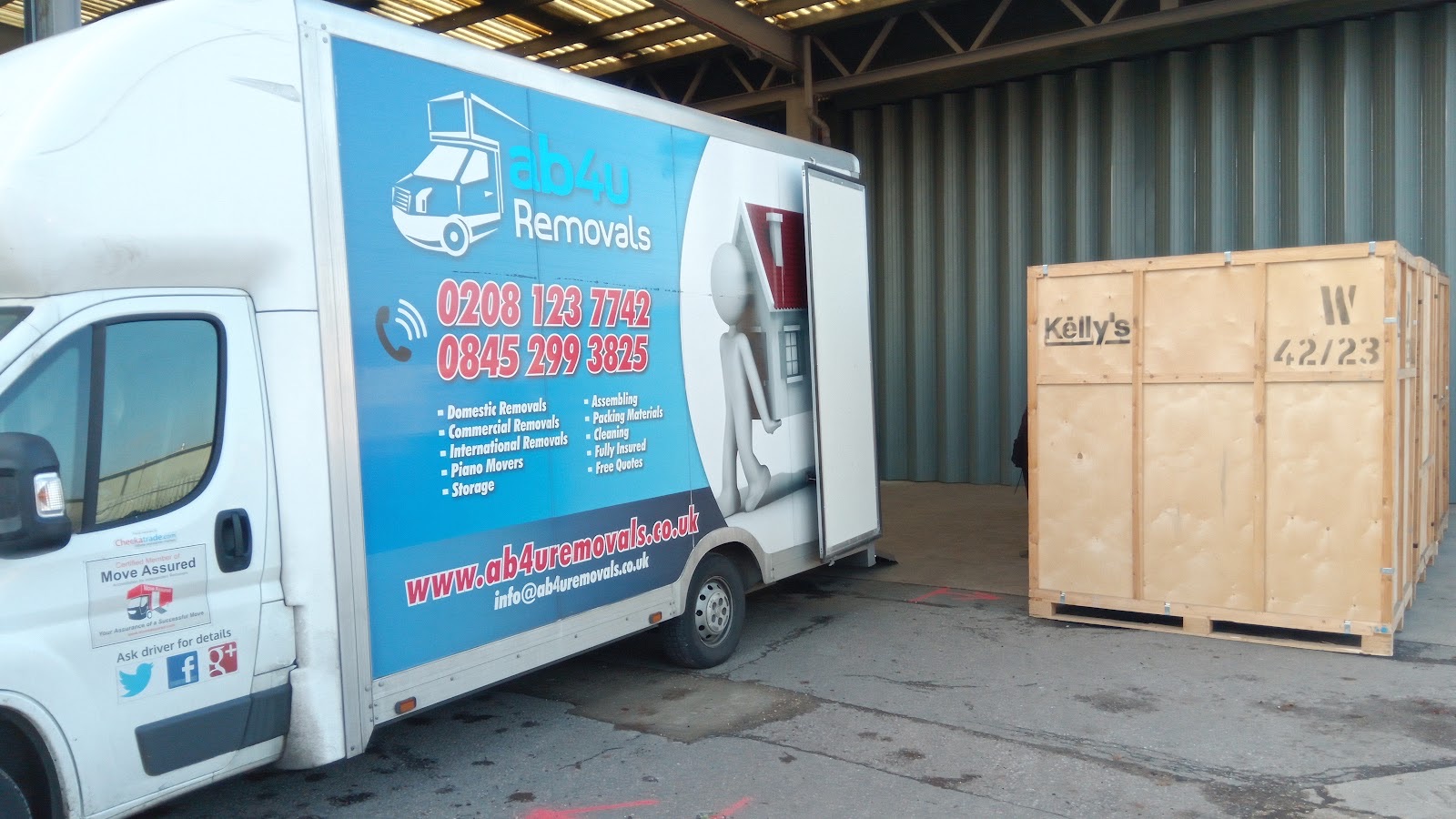 AB4U Removals and Storage in Hornchurch London